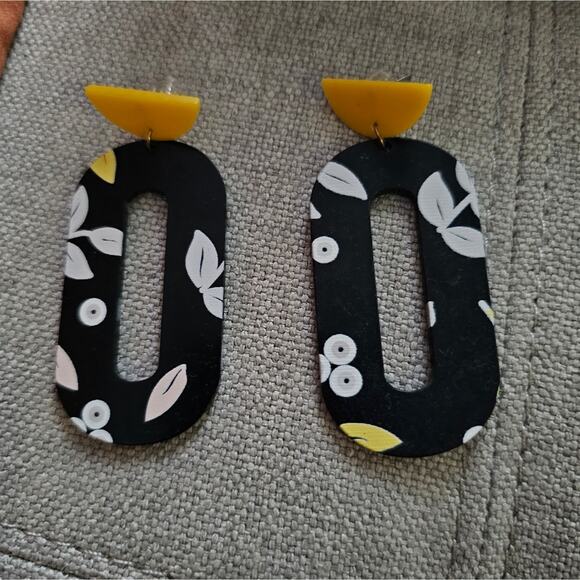 Black and Yellow Leaf Pattern Earrings - Picture 1 of 1